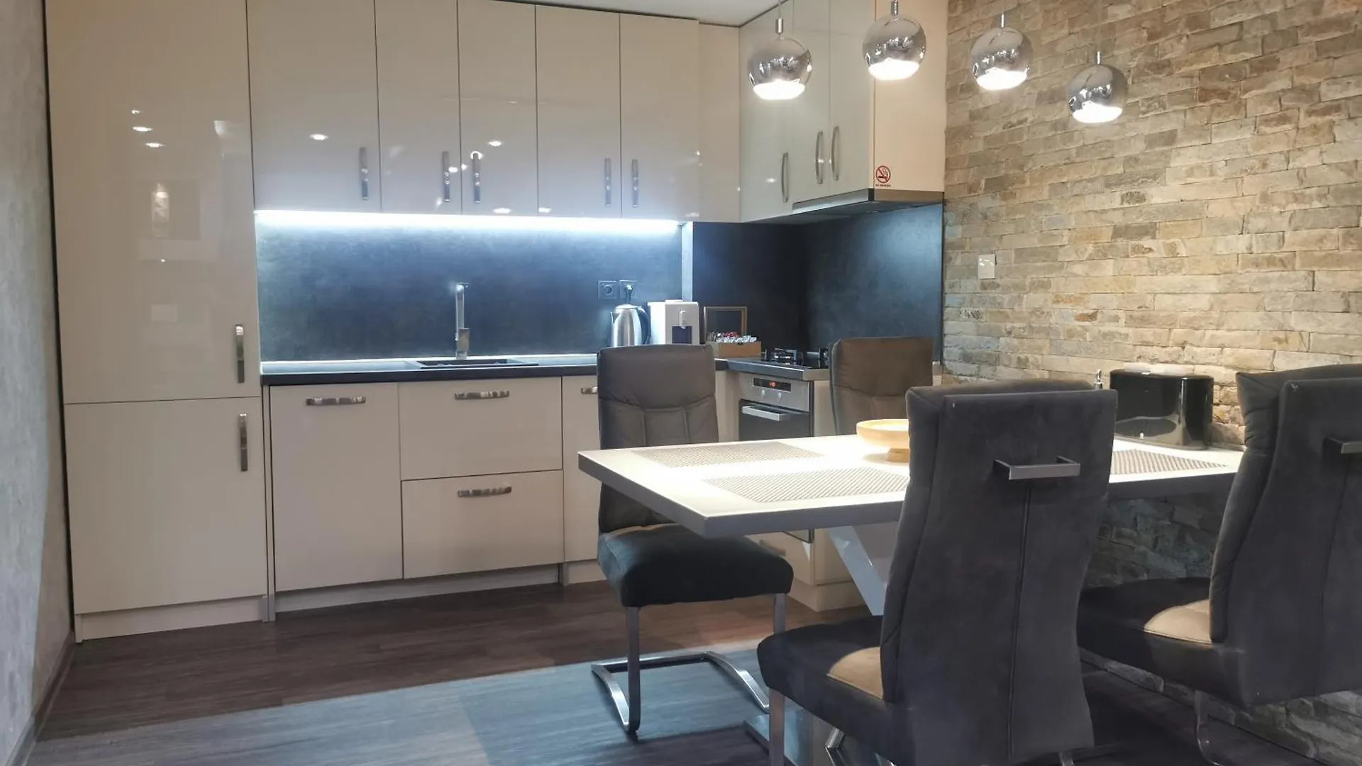 Paradise Swing Apartment Sofia 0*,  Bulgaria